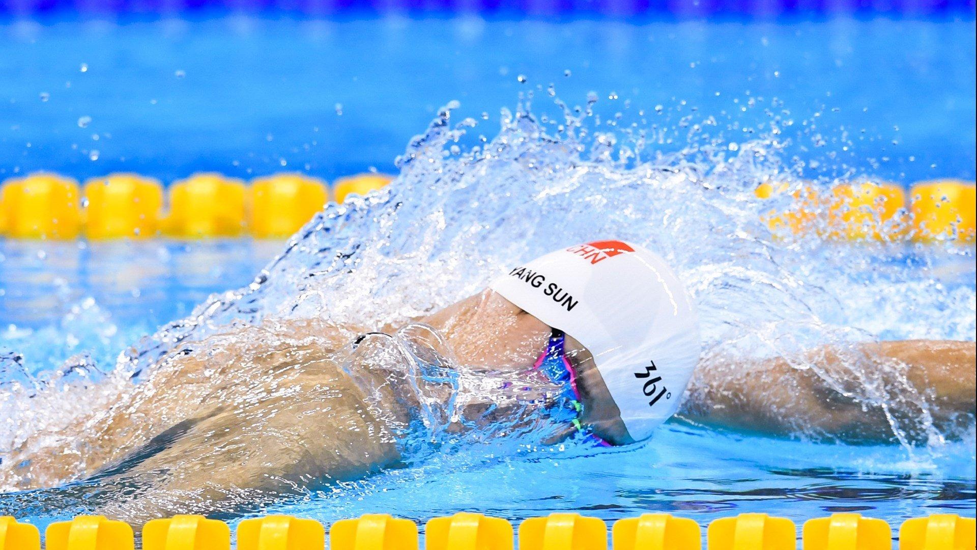 斯马特，很早就认识布罗格登 他能够为我分担压力